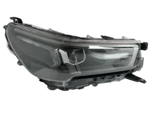 Toyota Far Hılux Revo 21-24 Sağ (mercekli/içi Koyu Gri)(hılux Yazılı-ınvıncıble) - UNI-09861